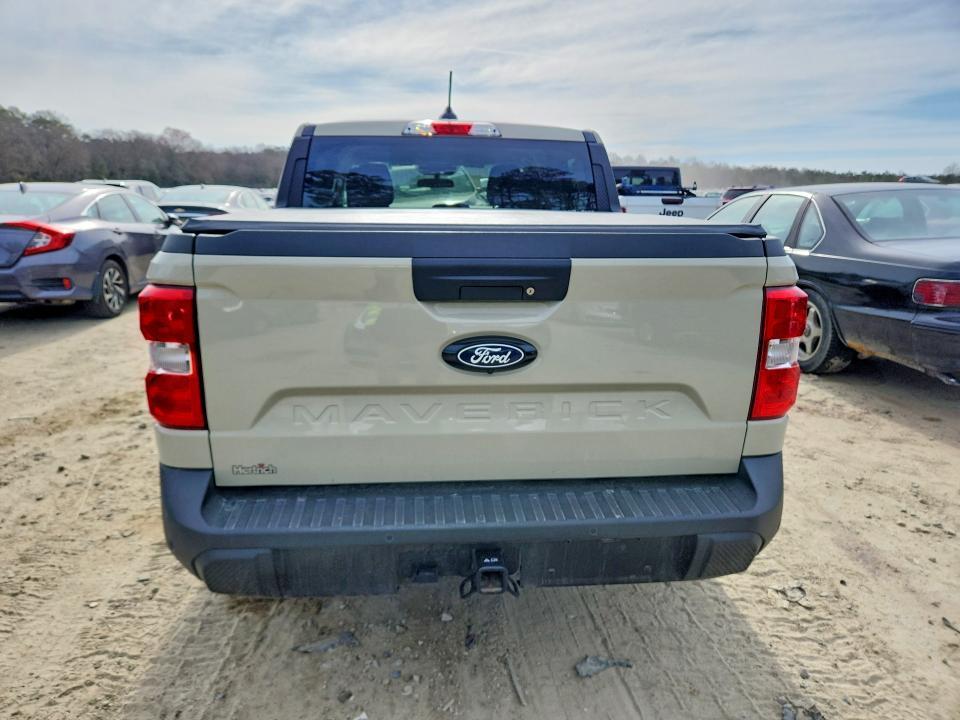 2025 Ford Maverick XLT