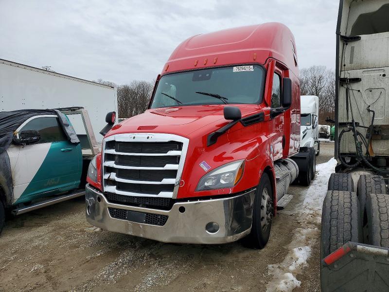 2021 Freightliner Cascadia 126 Semi Truck