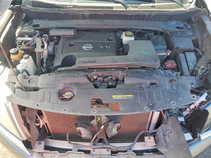 2015 Nissan Pathfinder s