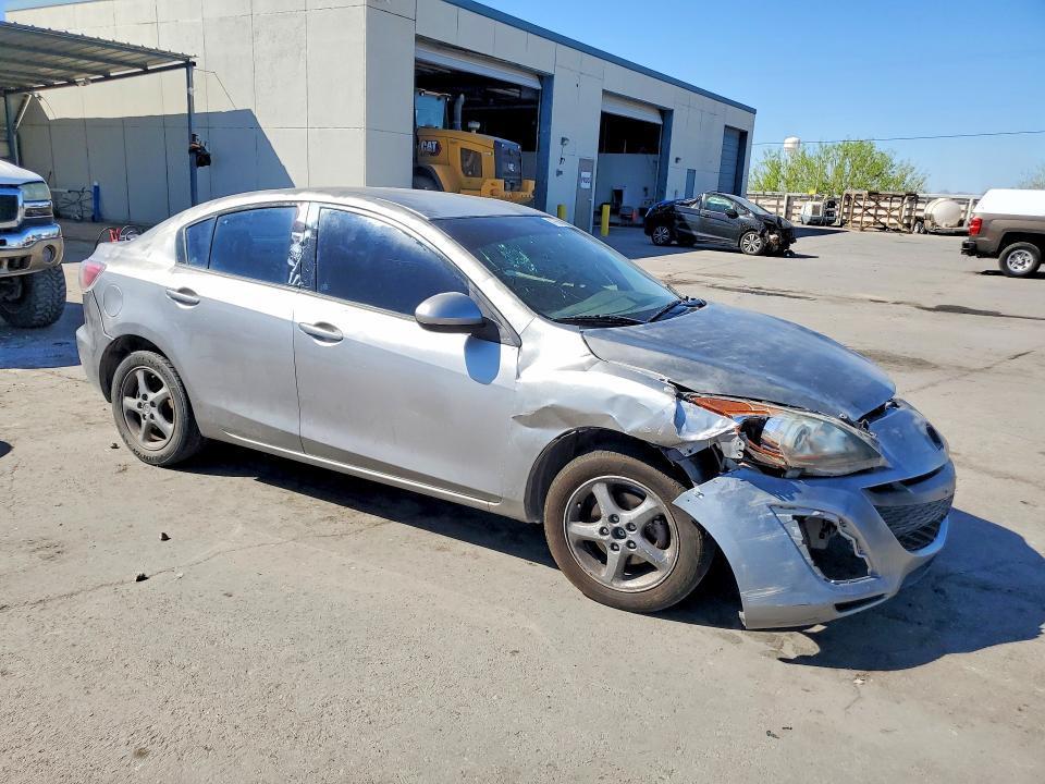 2011 Mazda 3 I