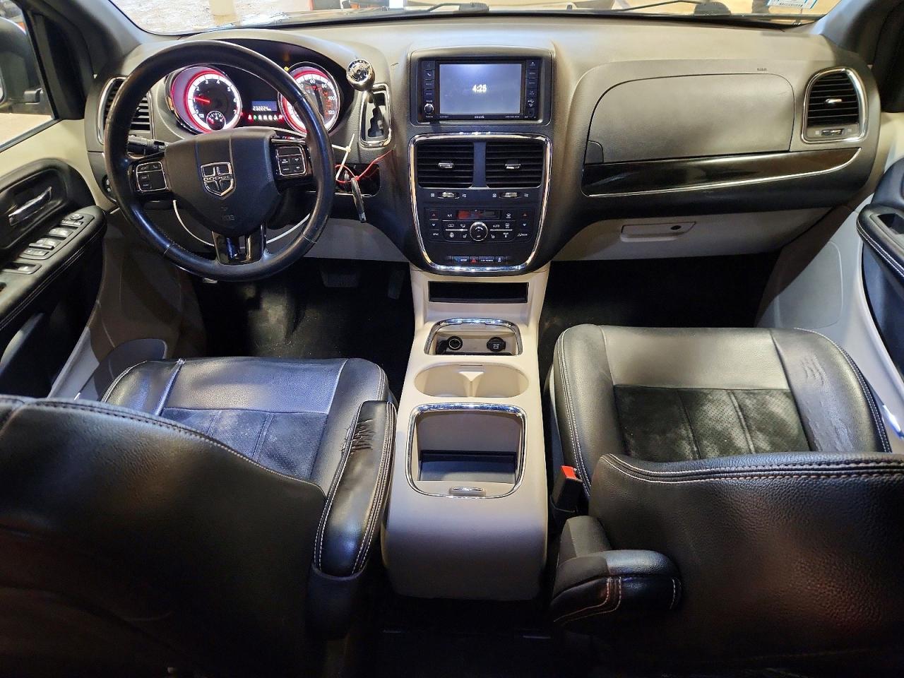 2016 Dodge Grand Caravan sxt
