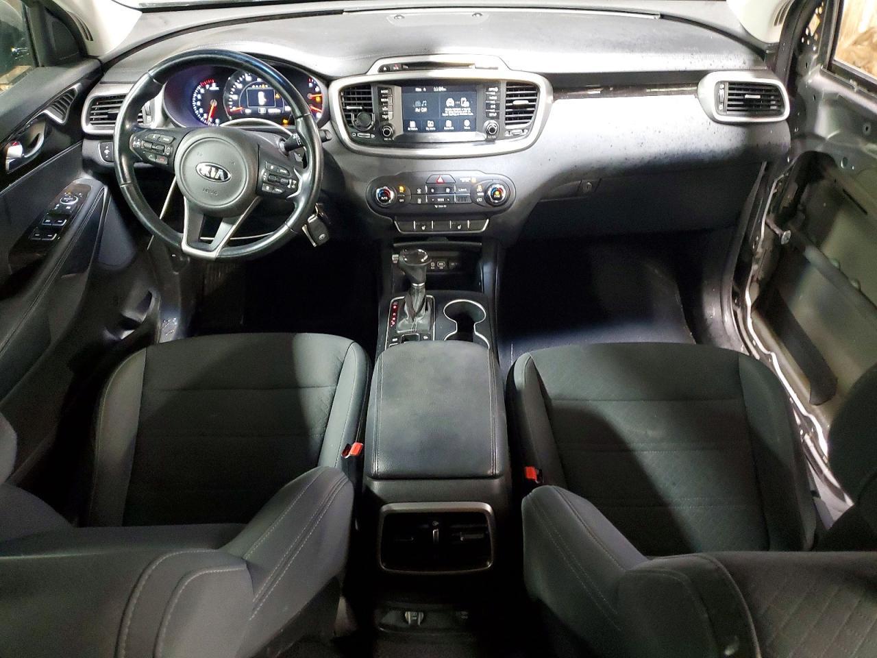 2017 KIA Sorento lx
