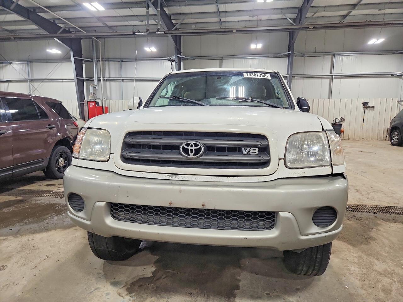 2002 Toyota Sequoia SR5