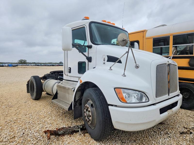 2015 Kenworth Construction T370