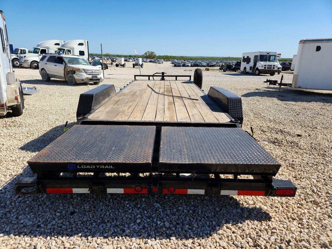 2025 Load Trail Equipment Trailer