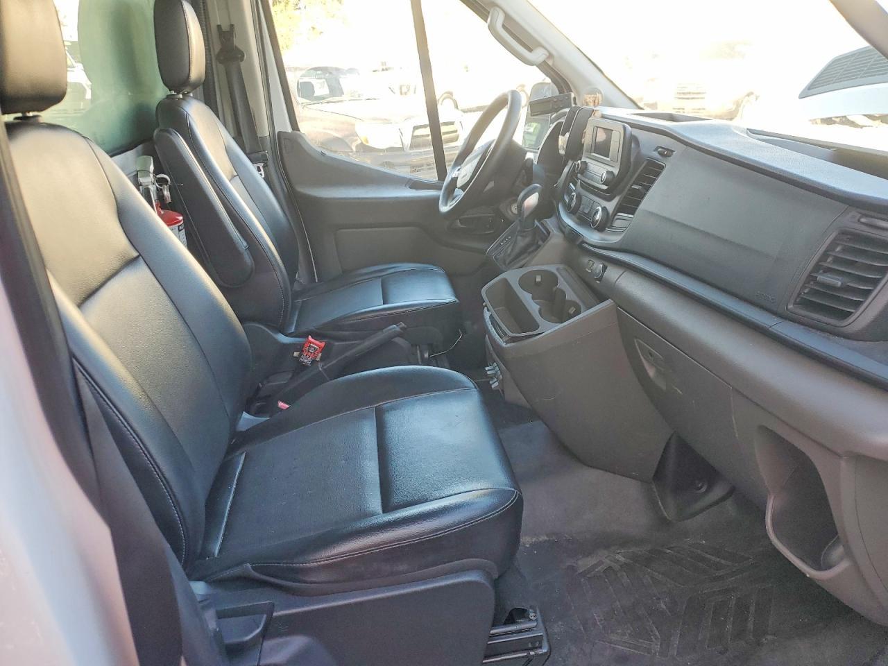 2020 Ford Transit Delivery Truck