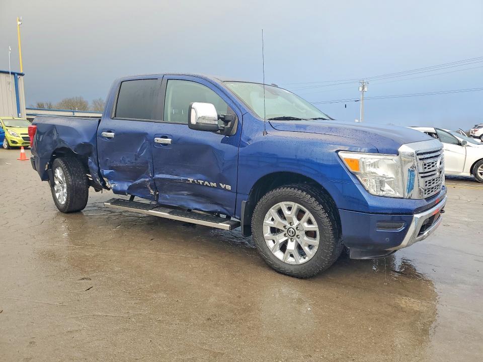 2020 Nissan Titan SV