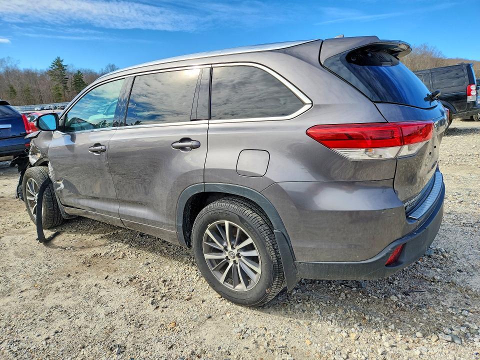 2018 Toyota Highlander xle