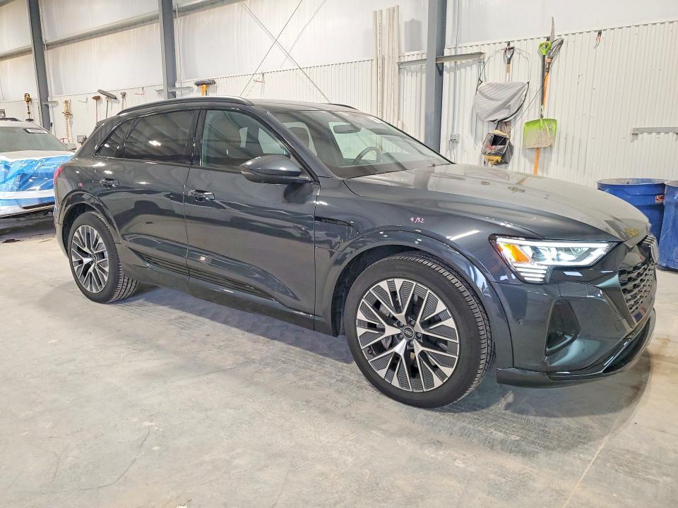 2024 Audi Q8 E-tron Premium Plus
