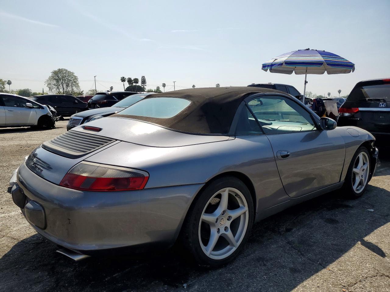 2002 Porsche 911 Carrera 2