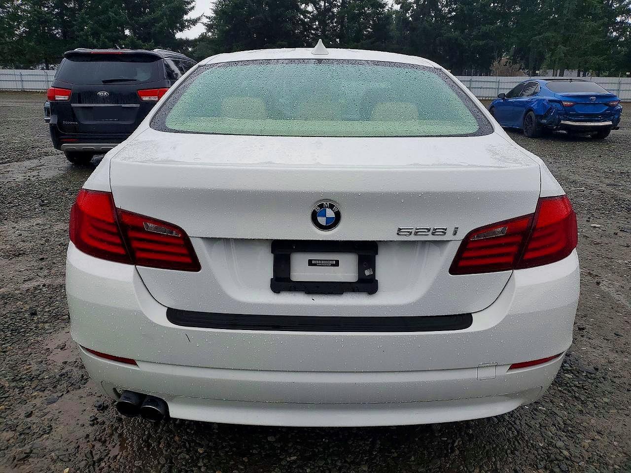 2013 BMW 528 i