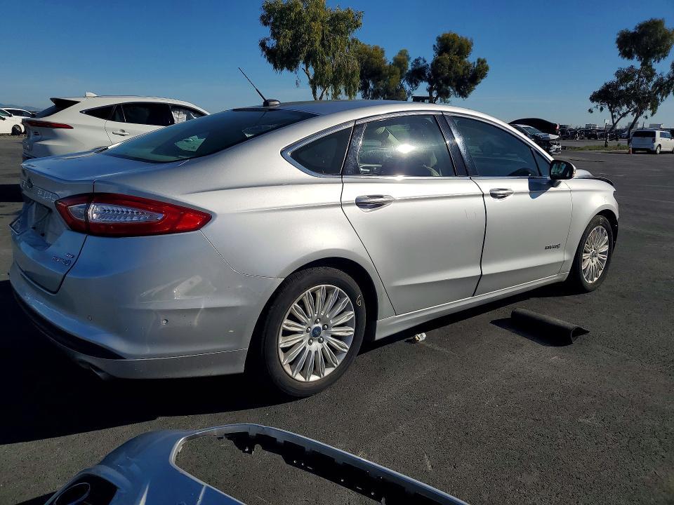 2013 Ford Fusion se Hybrid