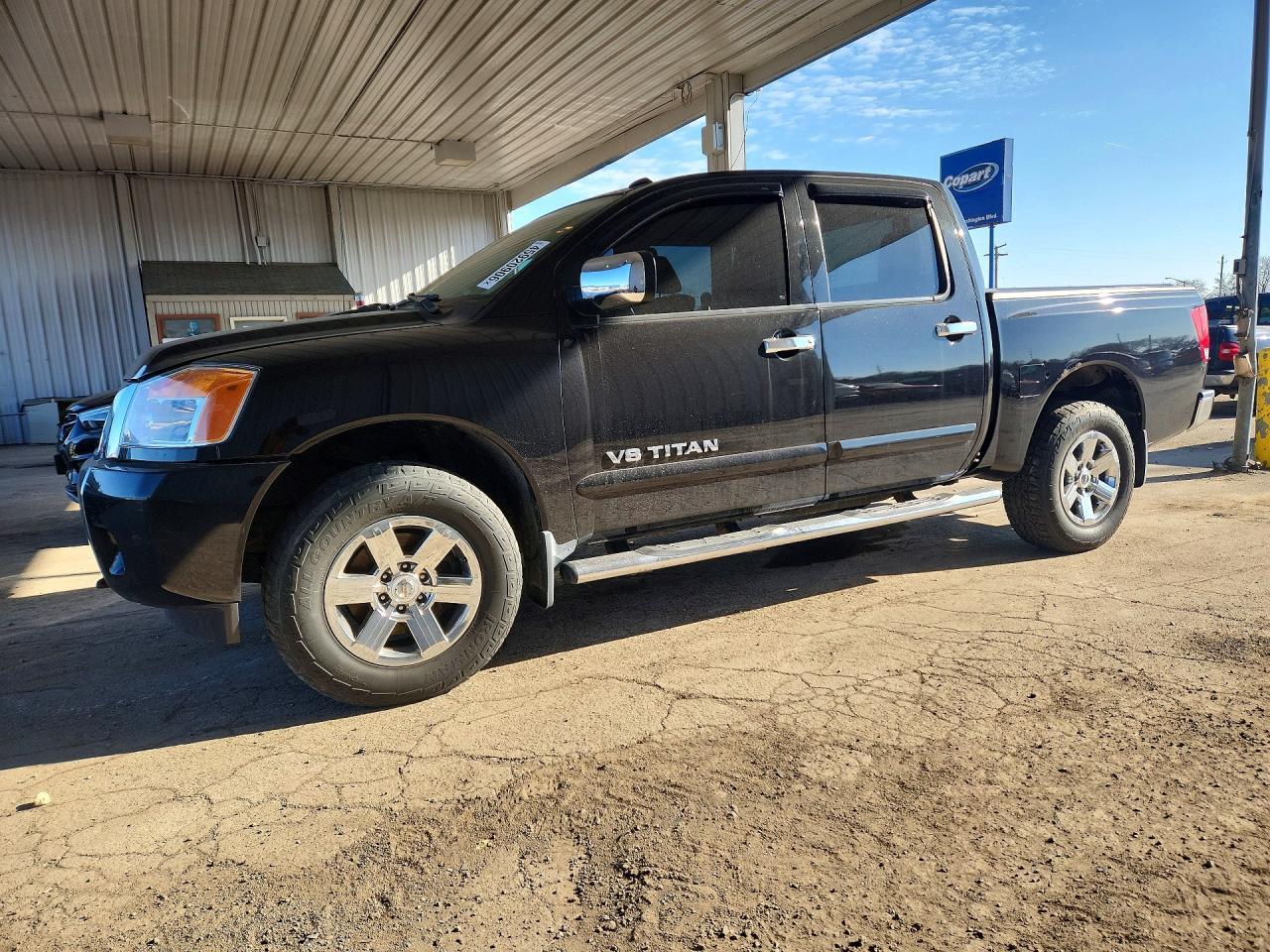 2014 Nissan Titan SV