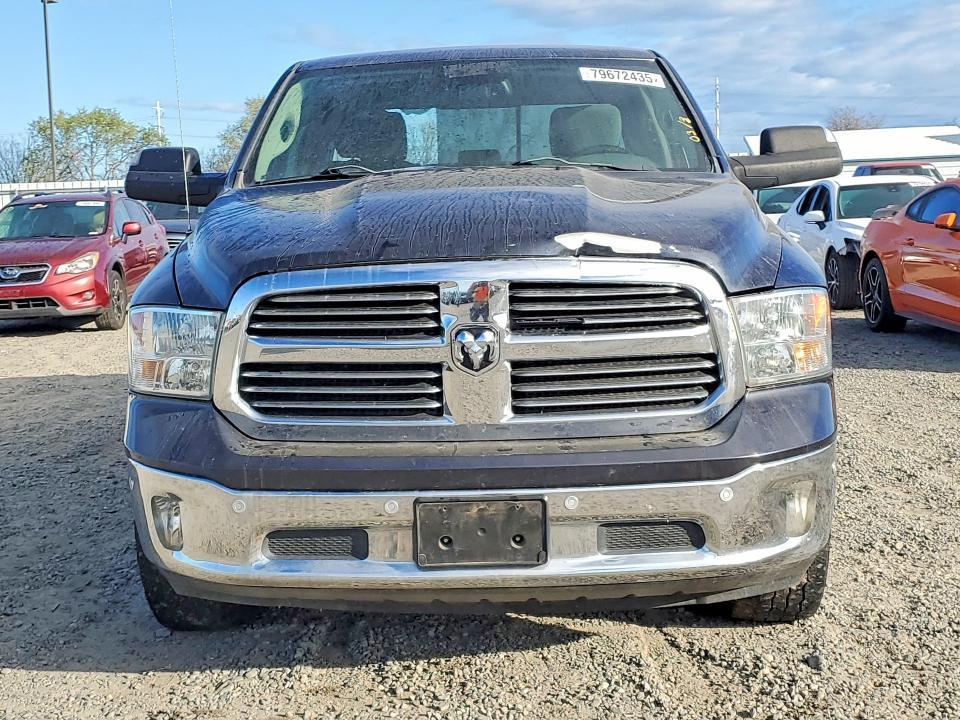 2016 Dodge Ram 1500 slt