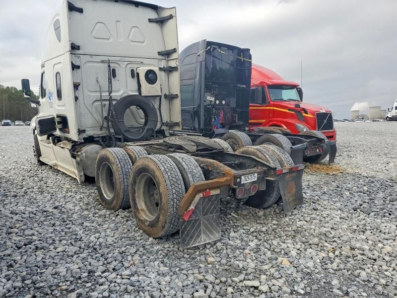 2020 Freightliner Cascadia 126 Semi Truck