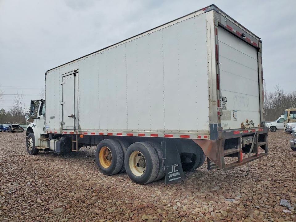 2016 Freigliner 2016 Freightliner Business Class M2 Refrigerated B