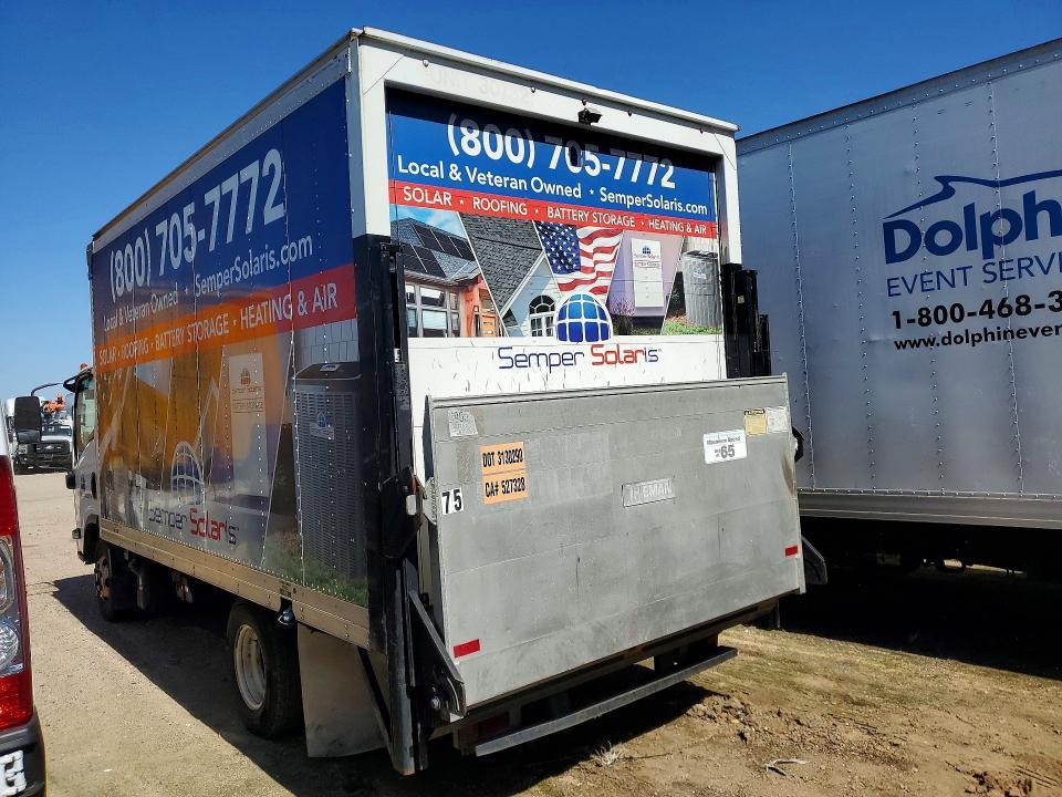 2012 Isuzu Npr hd box Truck