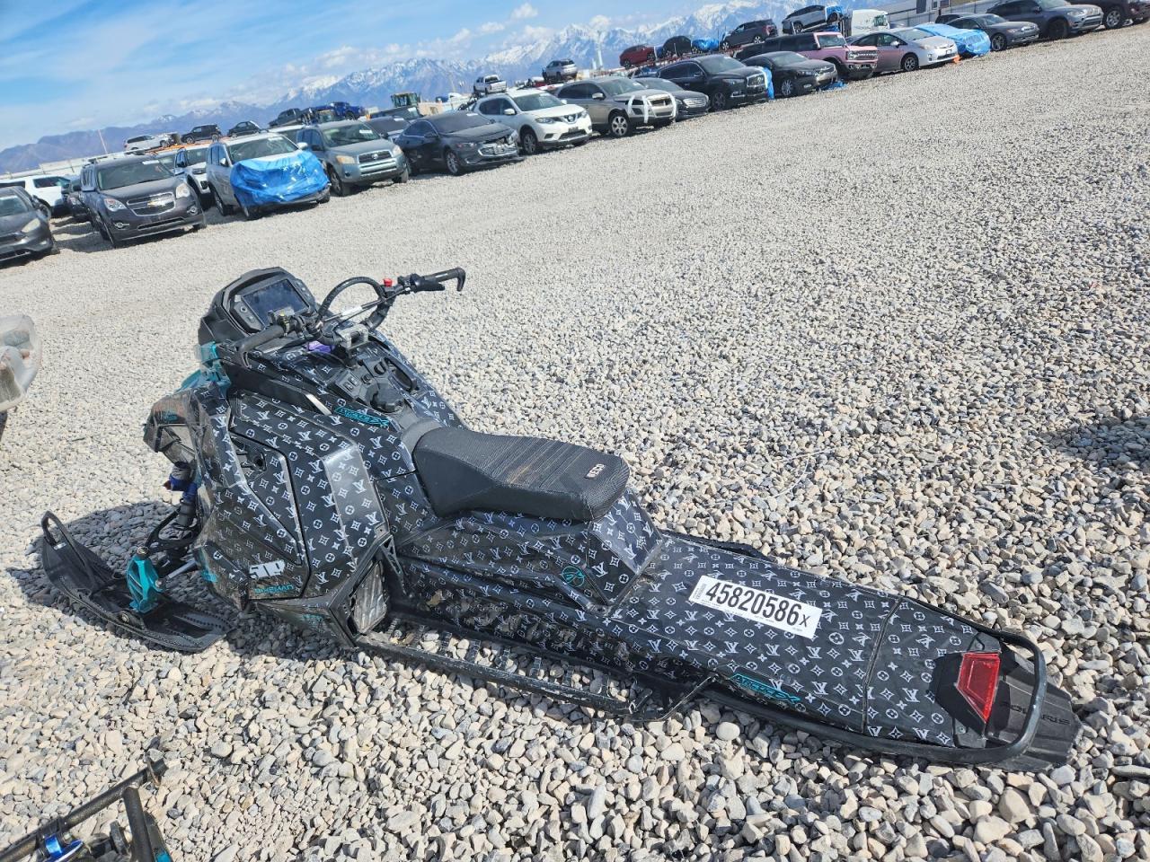 2024 Polaris Patriot Boost RMK SL