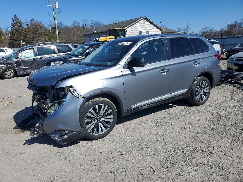 2020 Mitsubishi Outlander se