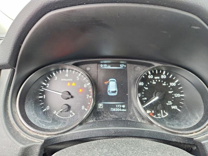 2017 Nissan Rogue sv