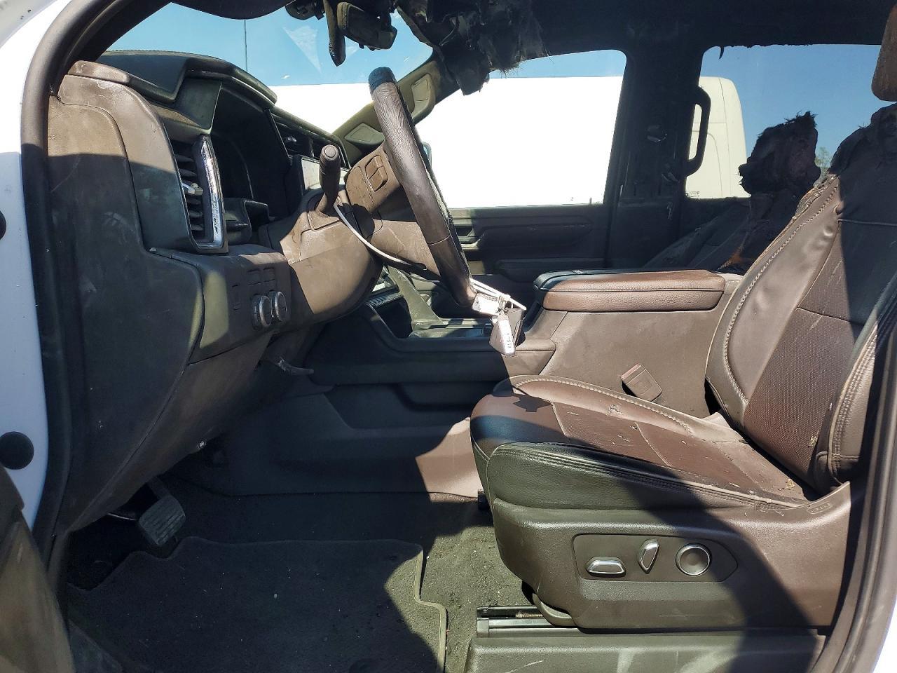 2024 GMC Sierra K2500 Denali
