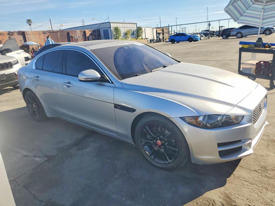 2018 Jaguar Xe Premium