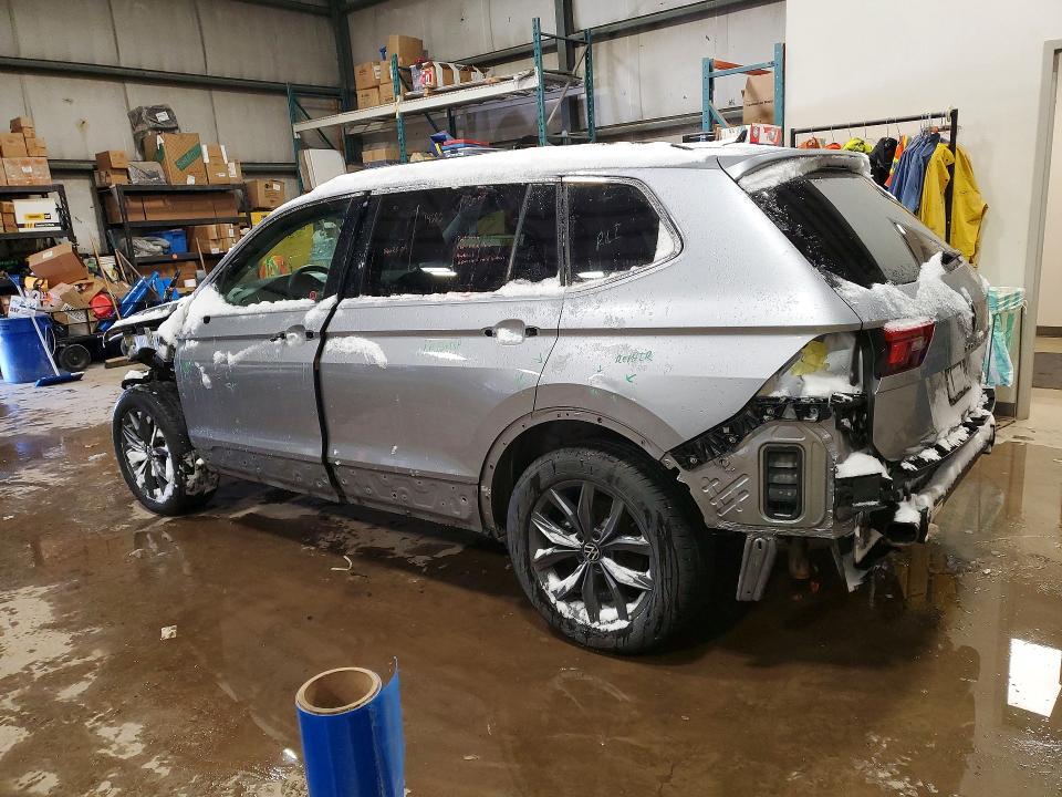 2022 Volkswagen Tiguan se