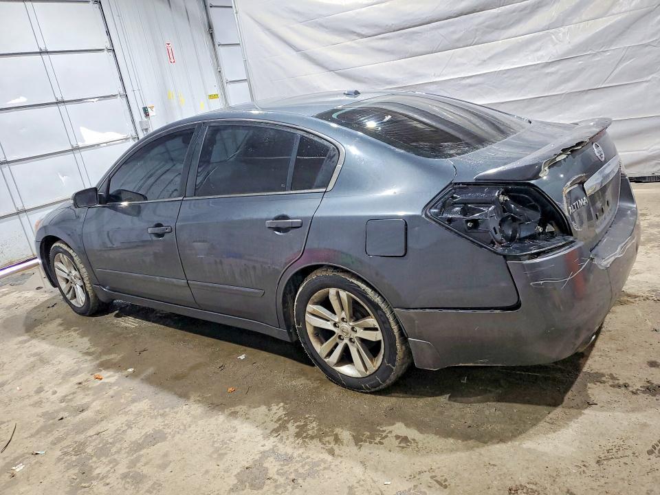 2011 Niss Altima 3.5 sr