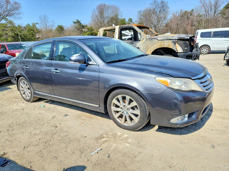 2011 Toyota Avalon Limited