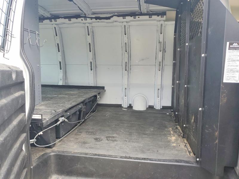 2020 Chevrolet Express G2500