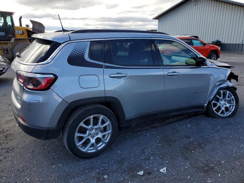 2023 Jeep Compass Latitude lux