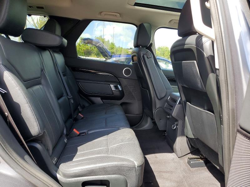 2017 Land Rover Discovery se