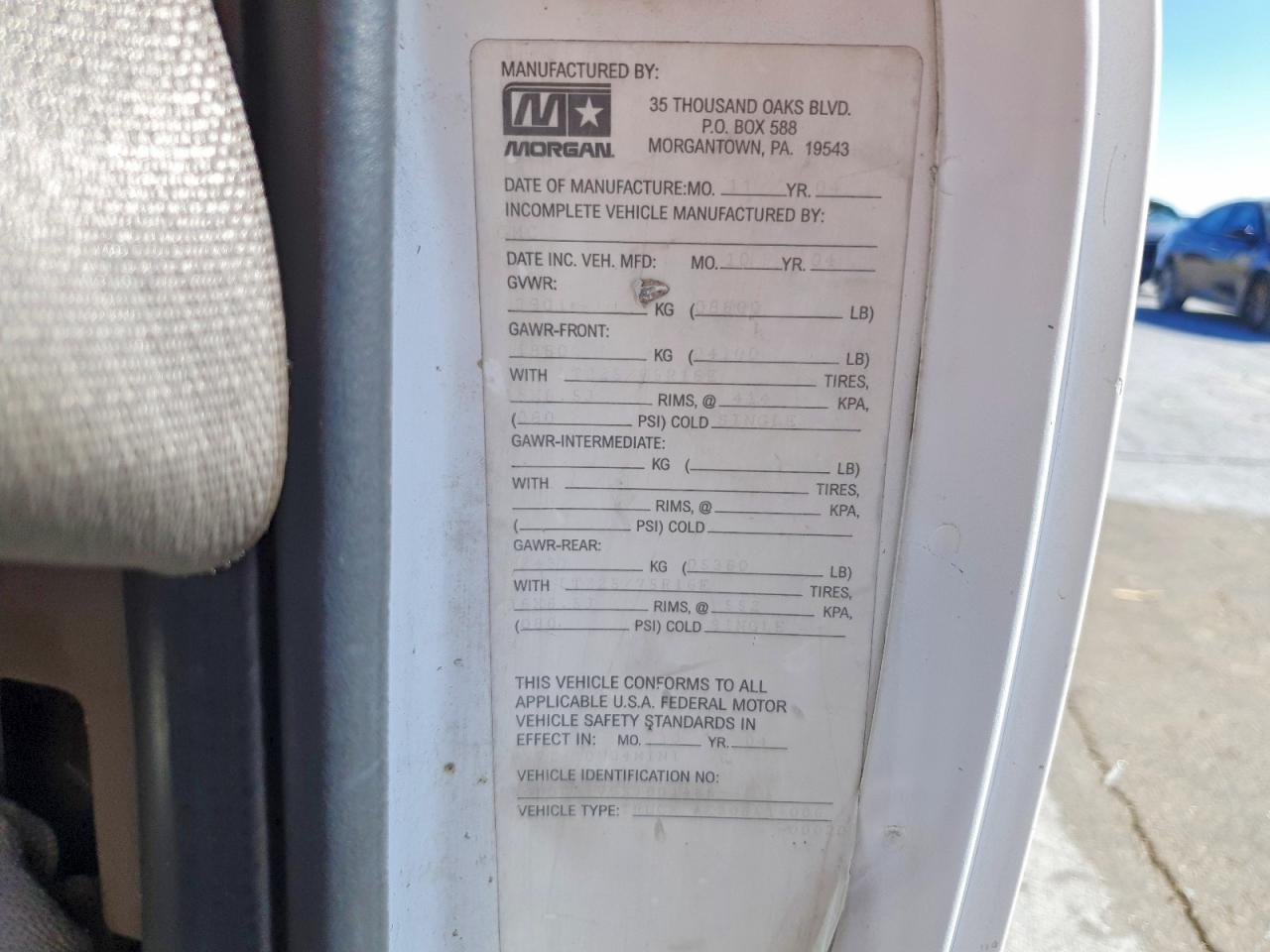 2005 GMC Savana BOX Truck