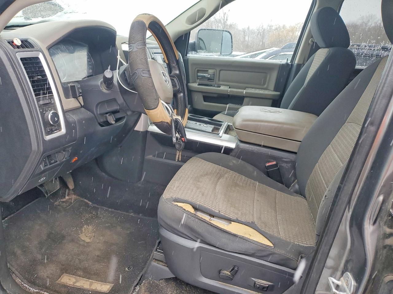 2012 Dodge RAM 1500 SLT