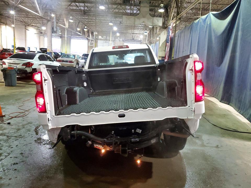 2025 Chevrolet Silverado C1500