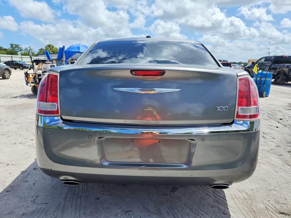 2011 Chrysler 300 Limited