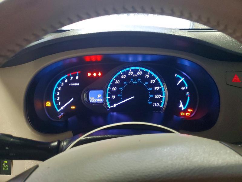 2014 Toyota Sienna xle 7-passenger