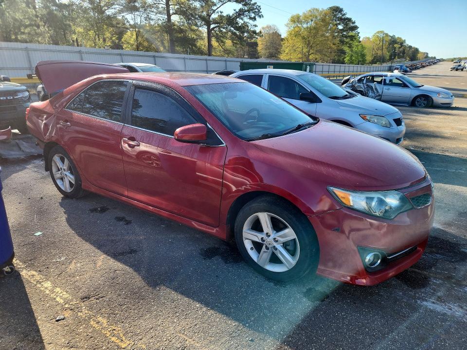 2013 Toyota Camry se