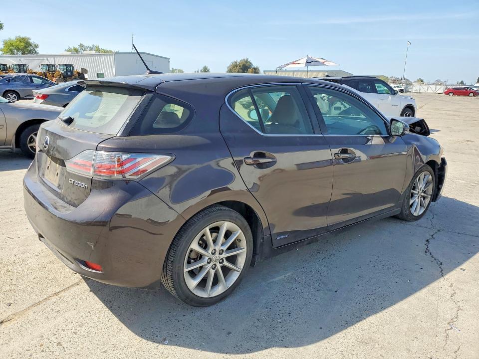 2013 Lexus Ct 200h Base