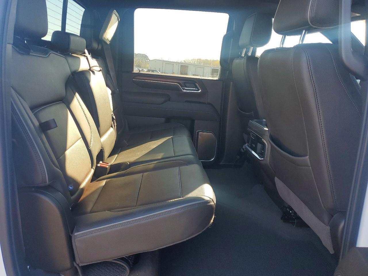 2024 GMC Sierra K2500 Denali