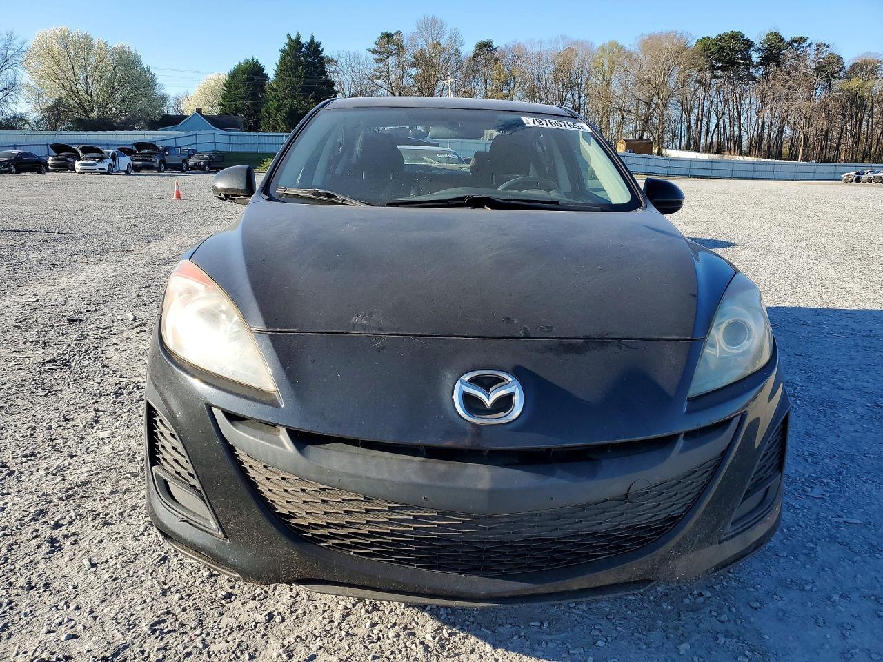 2011 Mazda 3 I