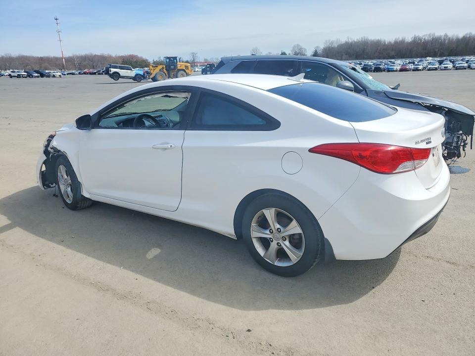2013 Hyundai Elantra Coupe gs