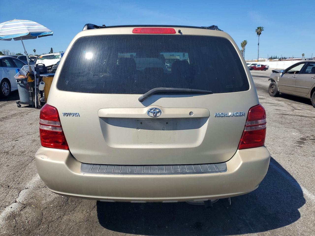 2002 Toyota Highlander Base