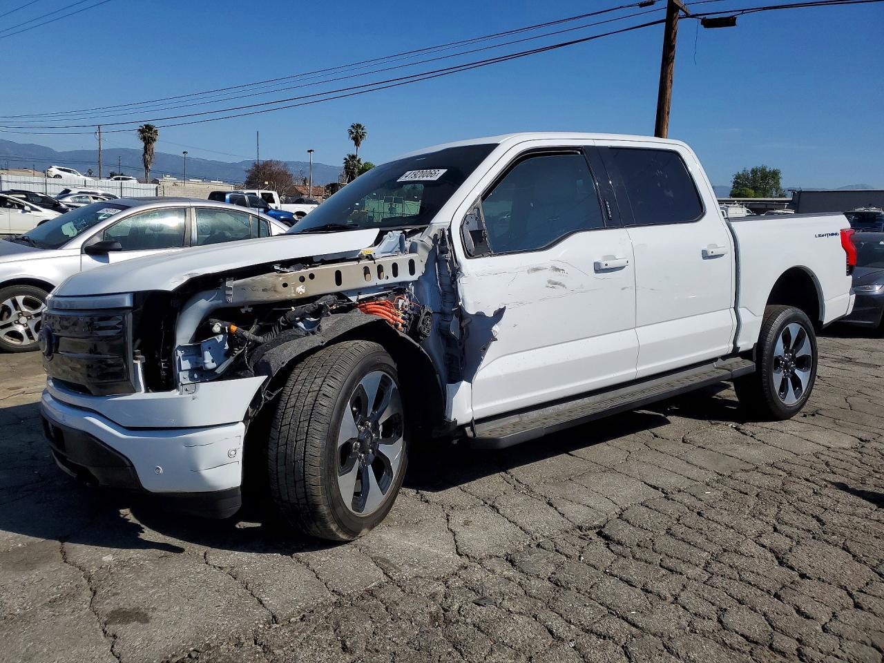 2023 Ford F150 Lightning PRO