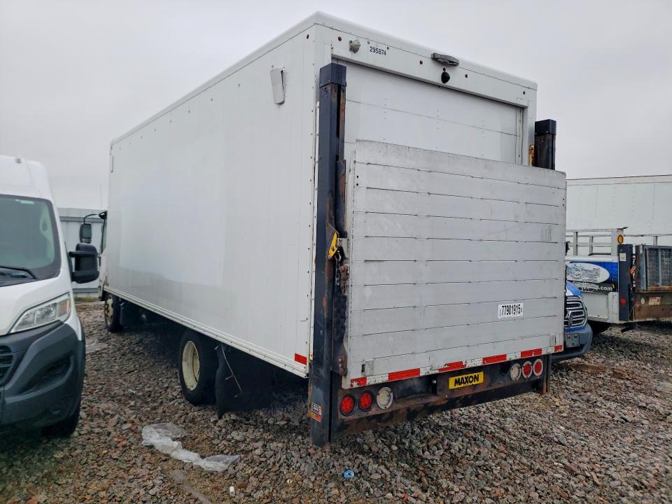 2017 Isuzu NRR BOX Truck
