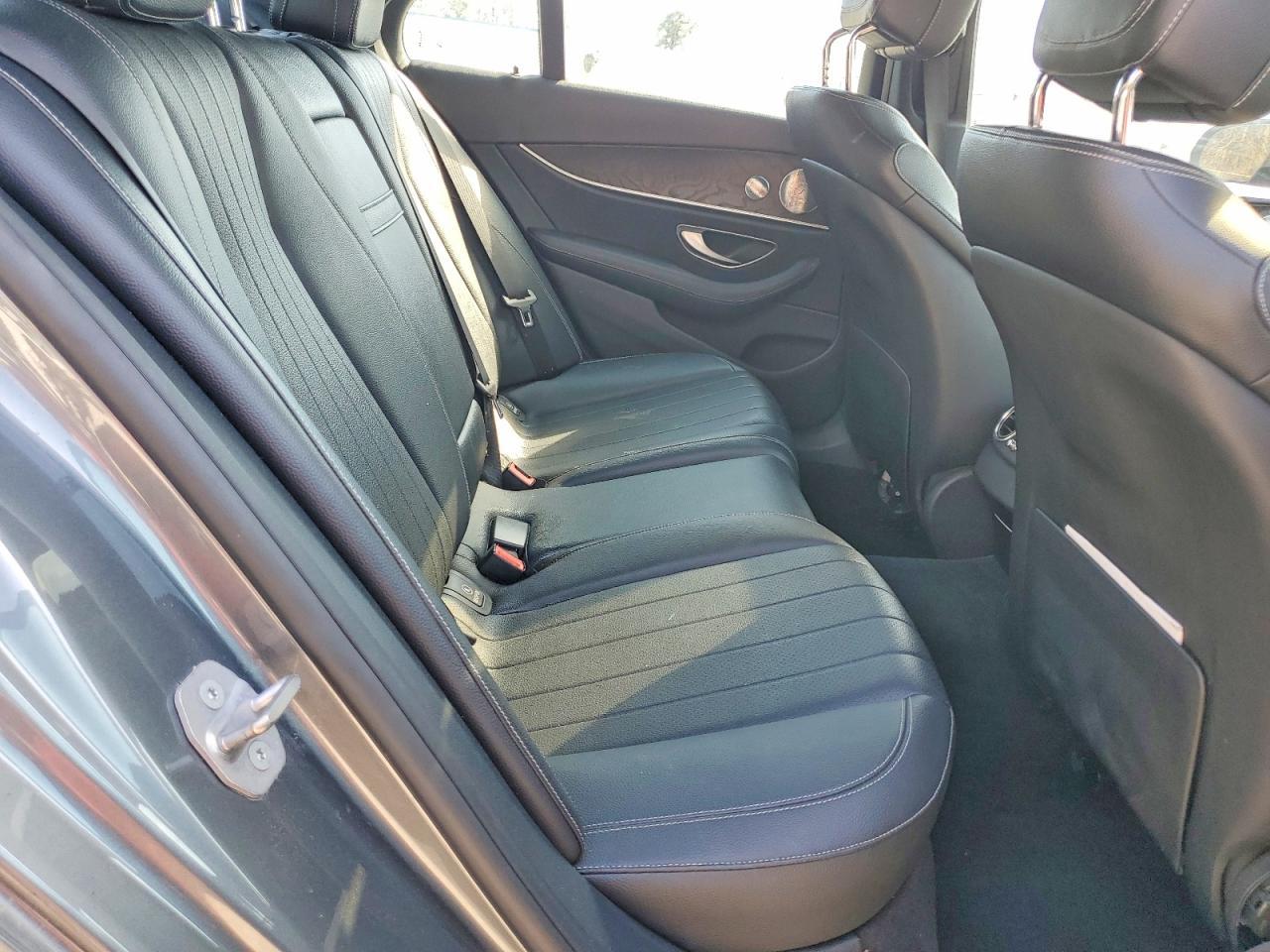 2017 Mercedes-Benz E 300 4matic
