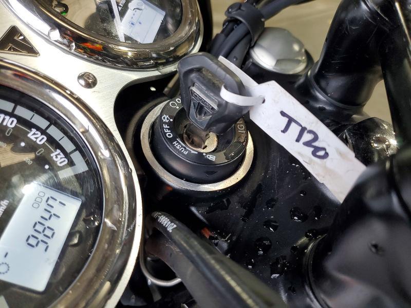 2022 Triumph Bonneville T120