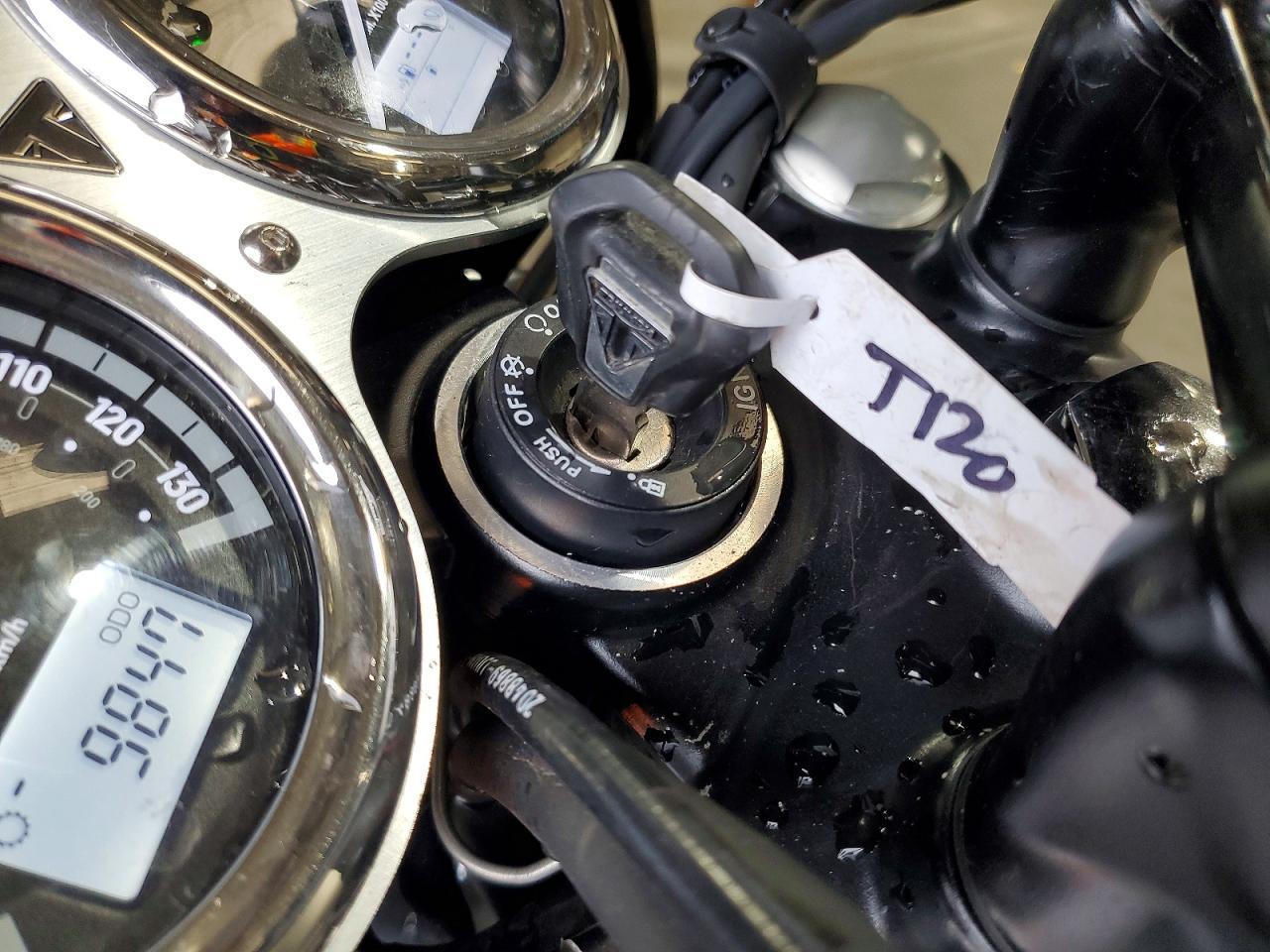 2022 Triumph Bonneville T120
