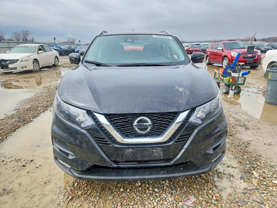 2022 Nissan Rogue Sport sv