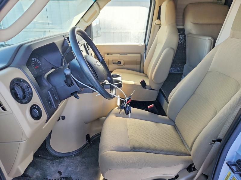 2019 Ford Econoline E450 Super Duty Cutaway Van